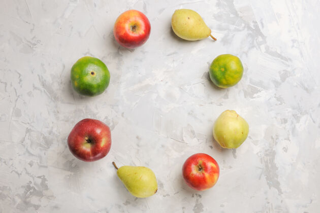 新鲜水果顶视图新鲜水果衬在白色背景上健康多汁营养