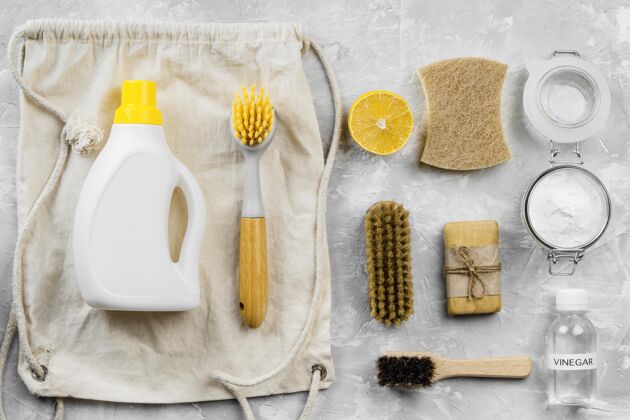 产品用刷子和小苏打做的环保清洁产品肥皂清洁项目