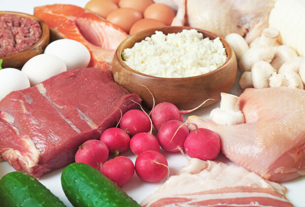 蔬菜含有蛋白质和脂肪的产品 特写鲑鱼黄瓜钙