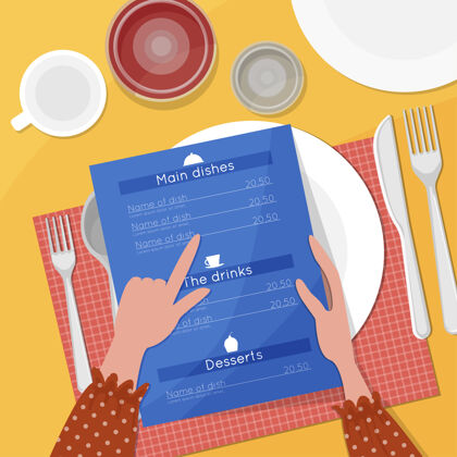 盘子餐厅菜单 俯视图一个女孩手里拿着菜单 桌子上摆着餐具 盘子和玻璃杯顶视图餐具用餐