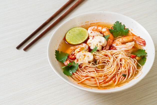 亚洲菜白碗虾麻辣汤面（汤百功）-亚洲风味汤姆百胜美味美味