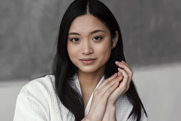 健康美丽的亚洲女人肖像治疗治疗健康