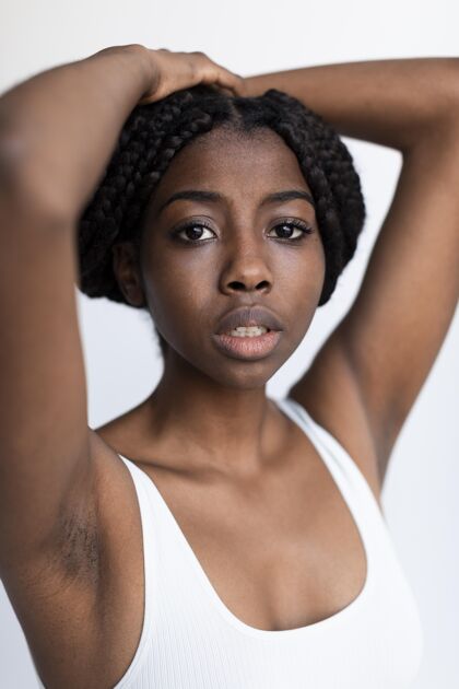 女性主义一个美丽的非洲裔美国女人的肖像女性完美健康