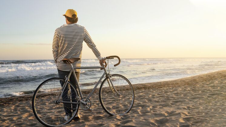健康全明星看海自然自行车年轻
