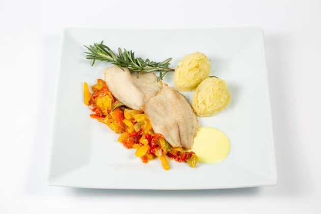 一餐土豆泥 肉和蔬菜的特写镜头食物薯条营养