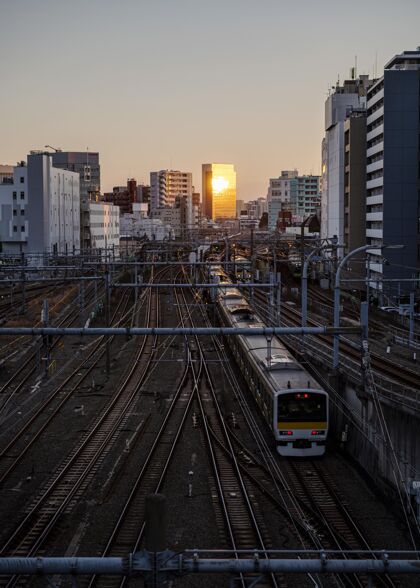 发展日本现代火车城市景观建筑城市景观城市