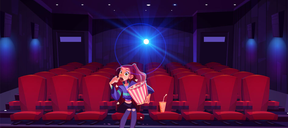 流行音乐电影院里的年轻女子一个人坐在电影院里 手里拿着一个爆米花桶 把那个女孩迷住了装饰看观众