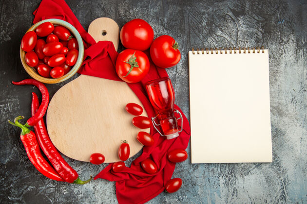 装饰品顶视图新鲜番茄西红柿庆祝庆祝