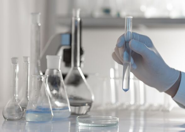 化学用溶液封闭手持管玻璃器皿技术实验室